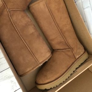New UGG Classic Tall II Boots (Chestnut)